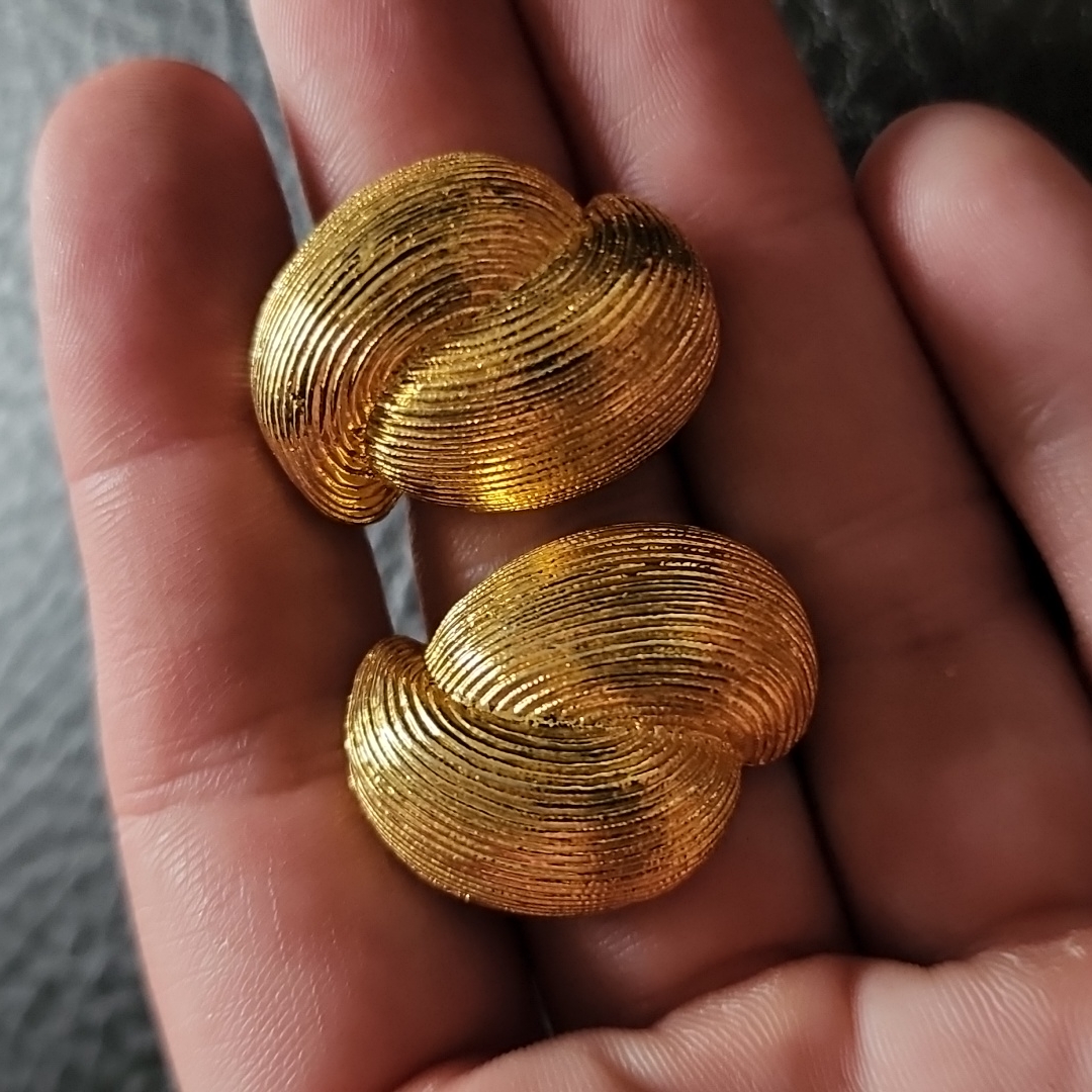 Vtg Earrings